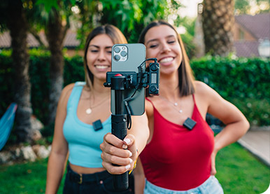 hollyland wireless mics